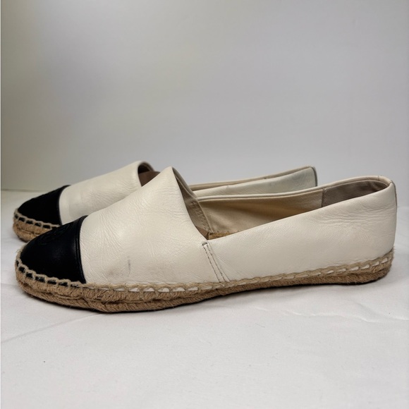 Tory Burch Colorblock Leather Espadrille Flats Black White Logo Cap Toe Slip-On✨ - Picture 4 of 9